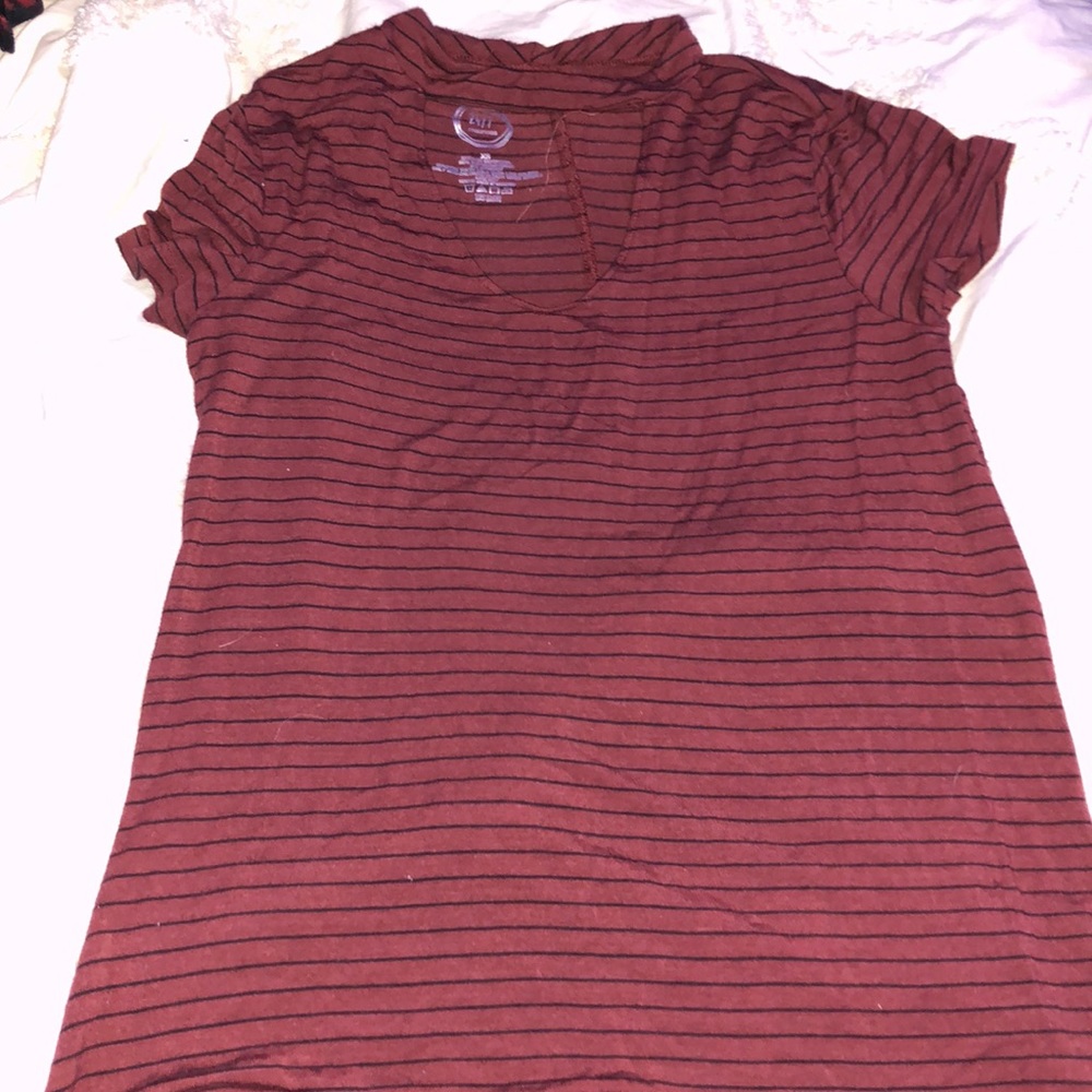 Strip maroon shirt